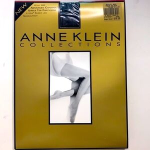 NWT Anne Klein Style 980 advanced control girdle top pantyhose true black new